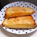 ちょこ☆1205☆'s cooksnap of when they made フライパンでソーセージエッグホットサンド.
