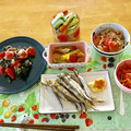 komutatata's cooksnap of when they made 竹輪と余り野菜の炒めもの.