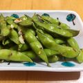natsuko｡˚✩'s cooksnap of when they made 枝豆のナンプラーガーリック炒め.