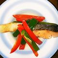 ももたももた's cooksnap of when they made 材料4つ★鮭とパプリカのカンタン酢炒め.
