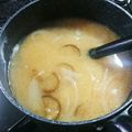 あたりめっこ's cooksnap of when they made 茄子と玉葱の味噌汁.