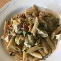 Yokchina's cooksnap of when they made ドイツのクノールでパプリカのペンネ.