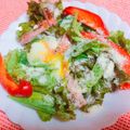 51エリア's cooksnap of when they made カリカリベーコンの温玉レタスサラダ.