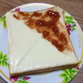 ＊なぁ＊'s cooksnap of when they made チーズ１枚でハーフ&ハーフトースト.