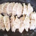 だいちりお's cooksnap of when they made 創味シャンタンDXで簡単ジューシー餃子.
