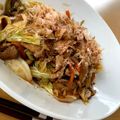 nami4123's cooksnap of when they made 簡単♪こってりな焼きうどんソース味.