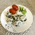 ☆こまっと☆'s cooksnap of when they made ごま香る！中華風わかめおにぎり.