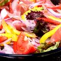 もりはん's cooksnap of when they made 紫玉ねぎベビーリーフの簡単生ハムサラダ♪.