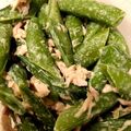 clover55's cooksnap of when they made スナップエンドウとツナの和え物.
