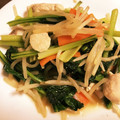 ozameg's cooksnap of when they made 超簡単小松菜ともやしと鶏肉の中華炒め。.
