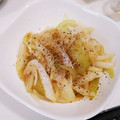4double5's cooksnap of when they made 新玉ねぎの和風ガーリックバター炒め.
