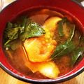 クックAY220G☆'s cooksnap of when they made 夏バテ対策☆モロヘイヤとトマトの味噌汁☆.