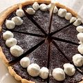 あんころにゃ〜ん's cooksnap of when they made 簡単・濃厚とろーり生チョコタルト.