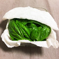 yu_kitchen's cooksnap of when they made 長持ち！！スイートバジルの保存方法！.
