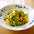 runa10's cooksnap of when they made ゴーヤと卵☆マヨめんつゆ炒め.