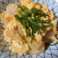 ☆ともすけ♪☆'s cooksnap of when they made 新玉葱と麩の卵とじ.