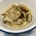 ☆さぶ☆☆'s cooksnap of when they made マイタケ・エリンギがあったら簡単キノコ汁.