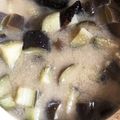 1男4女のママ's cooksnap of when they made おくらとナスとワカメのお味噌汁.