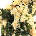 りーこP's cooksnap of when they made 鮭フレークとわかめで和チャーハン.