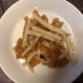 R2016's cooksnap of when they made 簡単＊大根と中華クラゲの和え物.