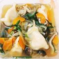 naki1227's cooksnap of when they made 簡単♪色々野菜と冷凍餃子コンソメスープ.