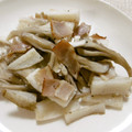 めなよ's cooksnap of when they made 山芋と舞茸の炒め物.