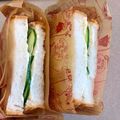 家鴨2021's cooksnap of when they made 小腹すいた？クリチきゅうりサンドイッチ.