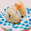 まあまま☆0403's cooksnap of when they made ✿鮭おにぎりにコンブＩＮ✿.