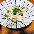 クックMB0955☆'s cooksnap of when they made えのきとオクラの梅肉和え.