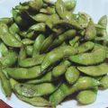 HIRIAlove's cooksnap of when they made 枝豆のナンプラーガーリック炒め.