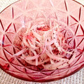 kanaんちのごはん's cooksnap of when they made 【即席漬物】ゆかり玉ねぎ【ふりかけ活用】.