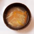 クックL8U9HI☆'s cooksnap of when they made 人参とえのき★味噌汁.