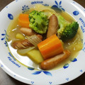 norikeiママ's cooksnap of when they made 焼きウィンナーのカレーポトフ.