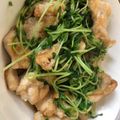 おかえり定食's cooksnap of when they made 鶏皮と豆苗ポン酢.