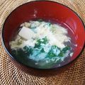 ｊｏｃｏｍｏｍｏｌａ's cooksnap of when they made 給食で大人気☆ふわふわ卵スープ.