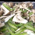 あけりんご's cooksnap of when they made 冷凍きのこ＆ピーマン（アスパラ）　.