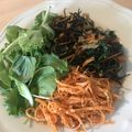 Yokchina's cooksnap of when they made 節約一品*人参のおかかチーズ醤油和え*.