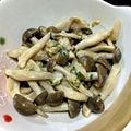 YUZU8120's cooksnap of when they made レンジ1分半！しめじ青ねぎごまぽん酢和え.