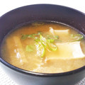 amm46's cooksnap of when they made えのきと厚揚げの味噌汁.