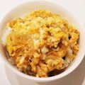 わか江's cooksnap of when they made 超簡単で家族が喜ぶ♡玉子丼♡.