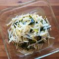 studio a'25's cooksnap of when they made 簡単！もやしとわかめのサラダ♪.