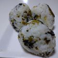 ちくわ君's cooksnap of when they made 高菜漬入りのおにぎり.