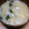 ﾋﾟﾛﾐ♡'s cooksnap of when they made 玉ねぎとワカメの味噌汁☆.