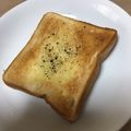 亜久里's cooksnap of when they made 食パンとオリーブ油のずぼらトースト.