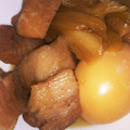 チップ304's cooksnap of when they made ⁂妻の好物⁂とろとろ豚の角煮.