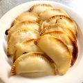 jarikuma's cooksnap of when they made ★りんご好き必見★餃子皮でアップルパイ.