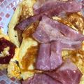 クックJVNQNE☆'s cooksnap of when they made 朝食に！ベーコンとチーズのホットケーキ.
