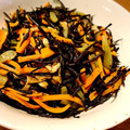 ざんじ's cooksnap of when they made 甘さ控えめ♬具沢山♬ヒジキの煮物♬.