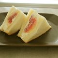 ごはんにしよ's cooksnap of when they made 水切りヨーグルトで無花果のサンドイッチ.