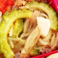 にーにやー's cooksnap of when they made 絶品♥ゴーヤとシーフードミックスの塩炒め.